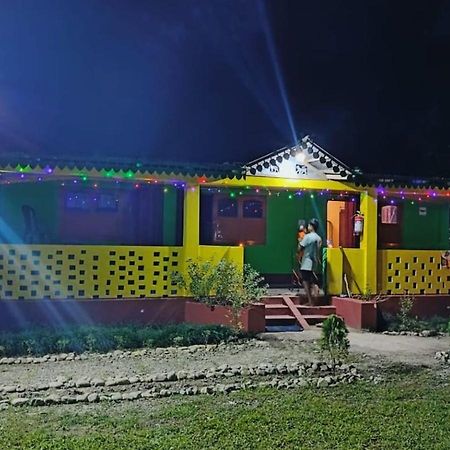Leo Jungle Retreat By Stayapart , Jaldapara Madari Hat Екстер'єр фото