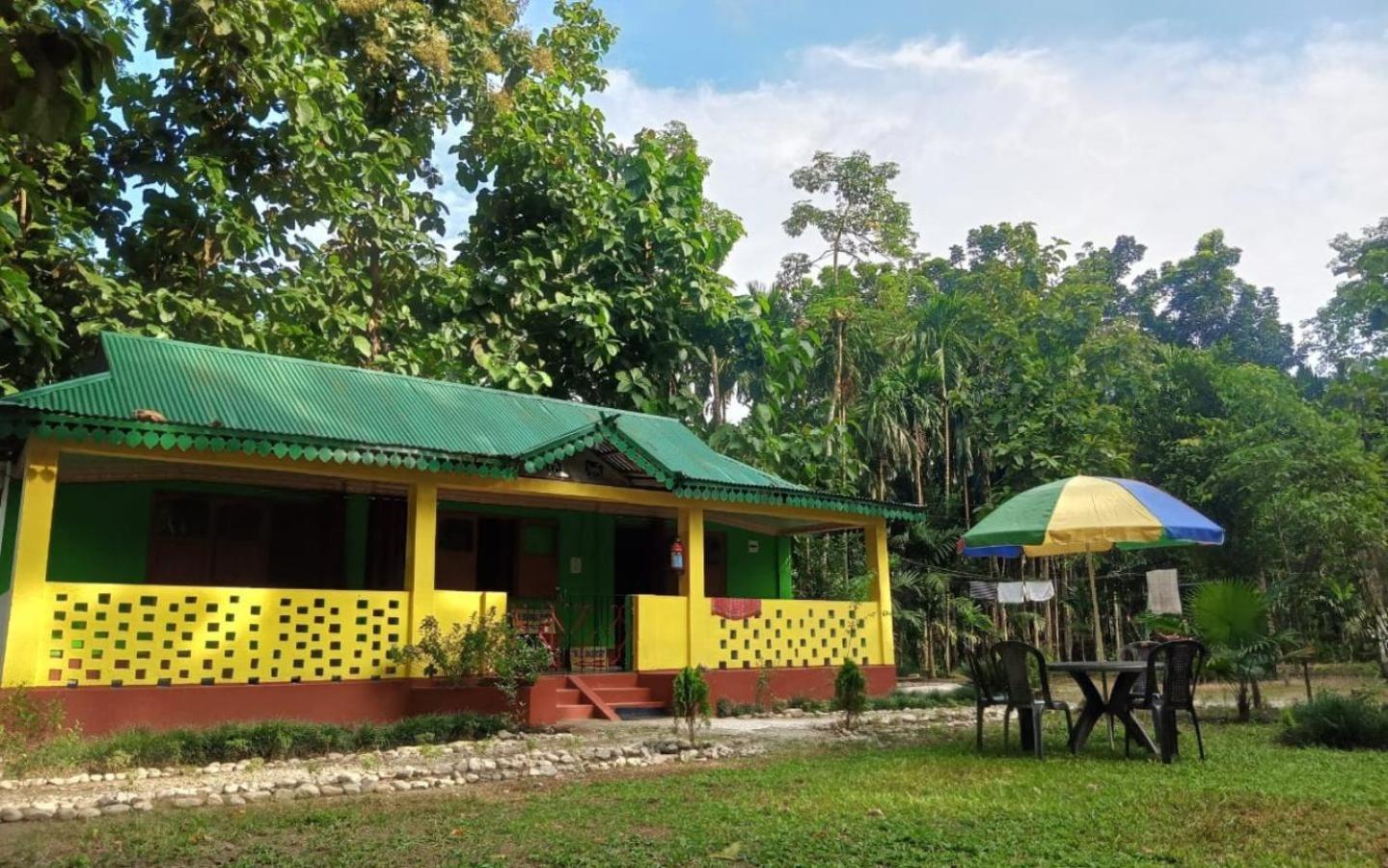 Leo Jungle Retreat By Stayapart , Jaldapara Madari Hat Екстер'єр фото