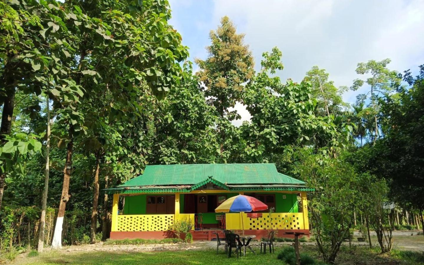 Leo Jungle Retreat By Stayapart , Jaldapara Madari Hat Екстер'єр фото