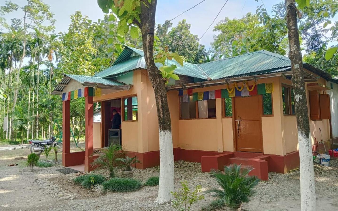 Leo Jungle Retreat By Stayapart , Jaldapara Madari Hat Екстер'єр фото
